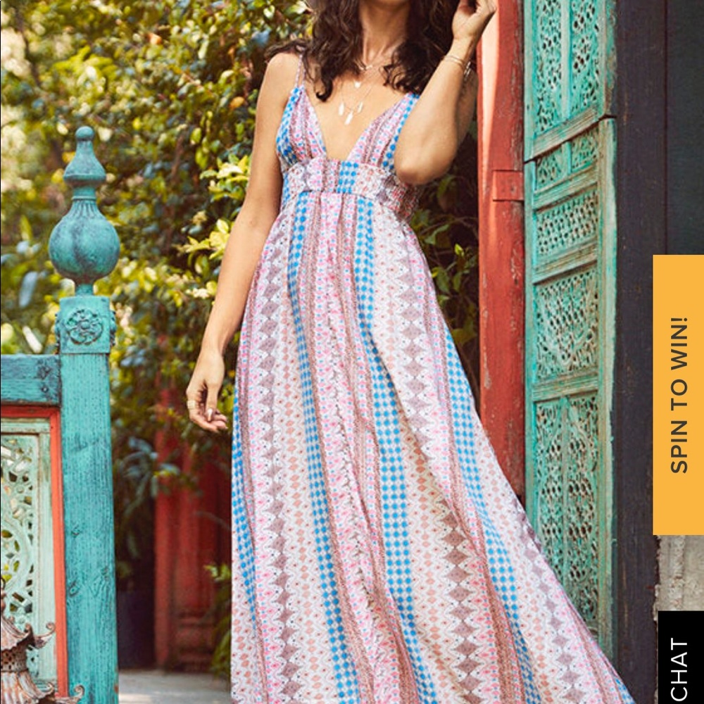 Lulu’s Maxin’ Relaxin’ Maxi Dress